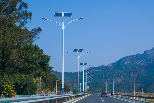 太陽能路燈，太陽能價(jià)格，太陽能廠家