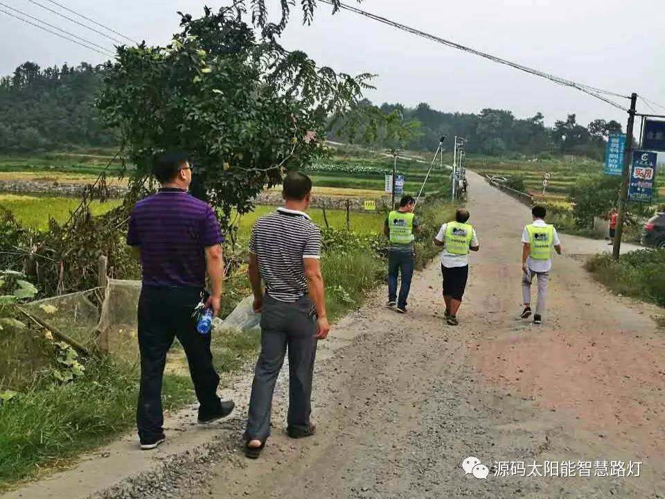 太陽能路燈，太陽能路燈廠家，太陽能路燈價(jià)格，太陽能平板燈，光伏照明，道路照明，助力新農(nóng)村建設(shè)，太陽能路燈優(yōu)質(zhì)服務(wù)商